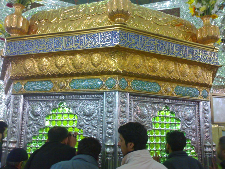 Imam Zadeh Tahir, a significant shrine in Iran, dedicated to the descendant of Imam Ali, known for its spiritual importance.