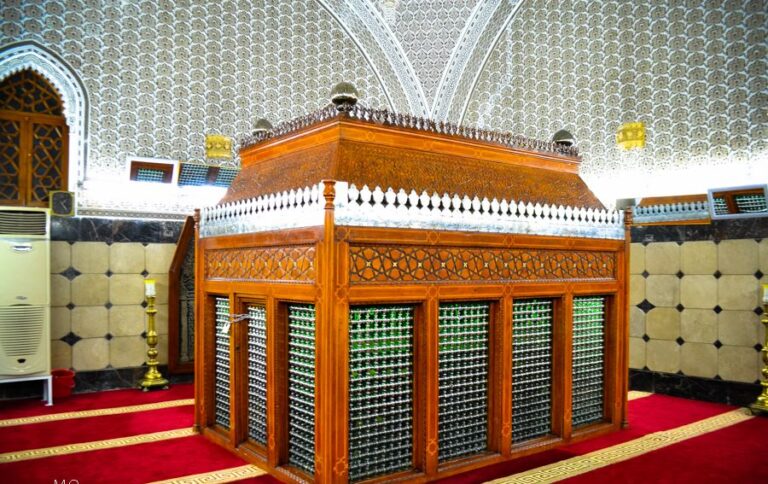 Imam Abu Hanifa – Founder of the Hanafi school of jurisprudence.